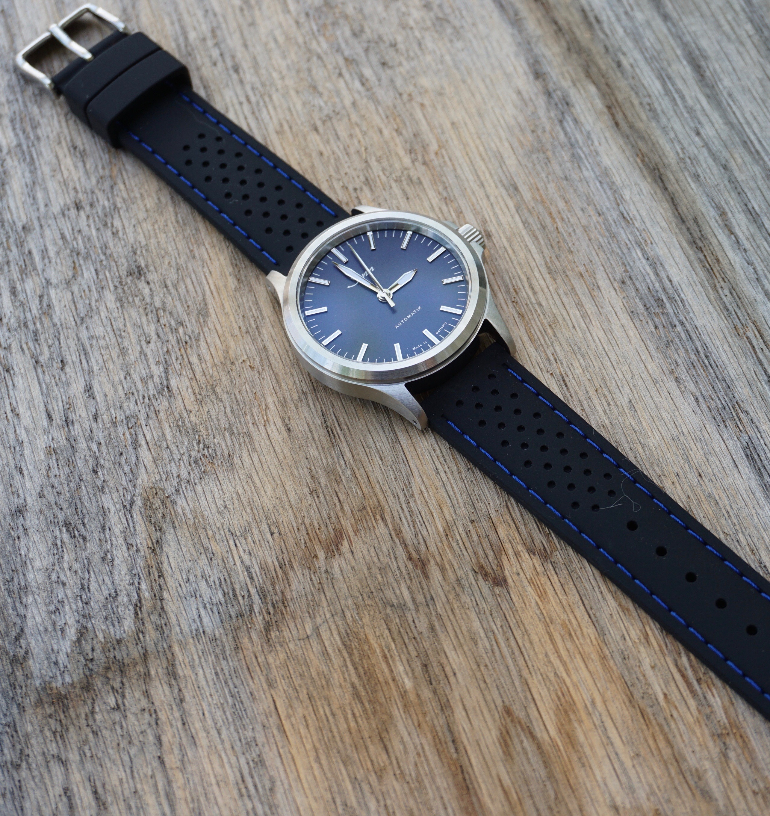 Sinn 556 I B – Welcome To Strap Sense